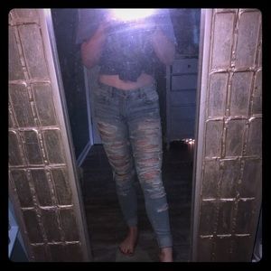 American eagle ripped jeans